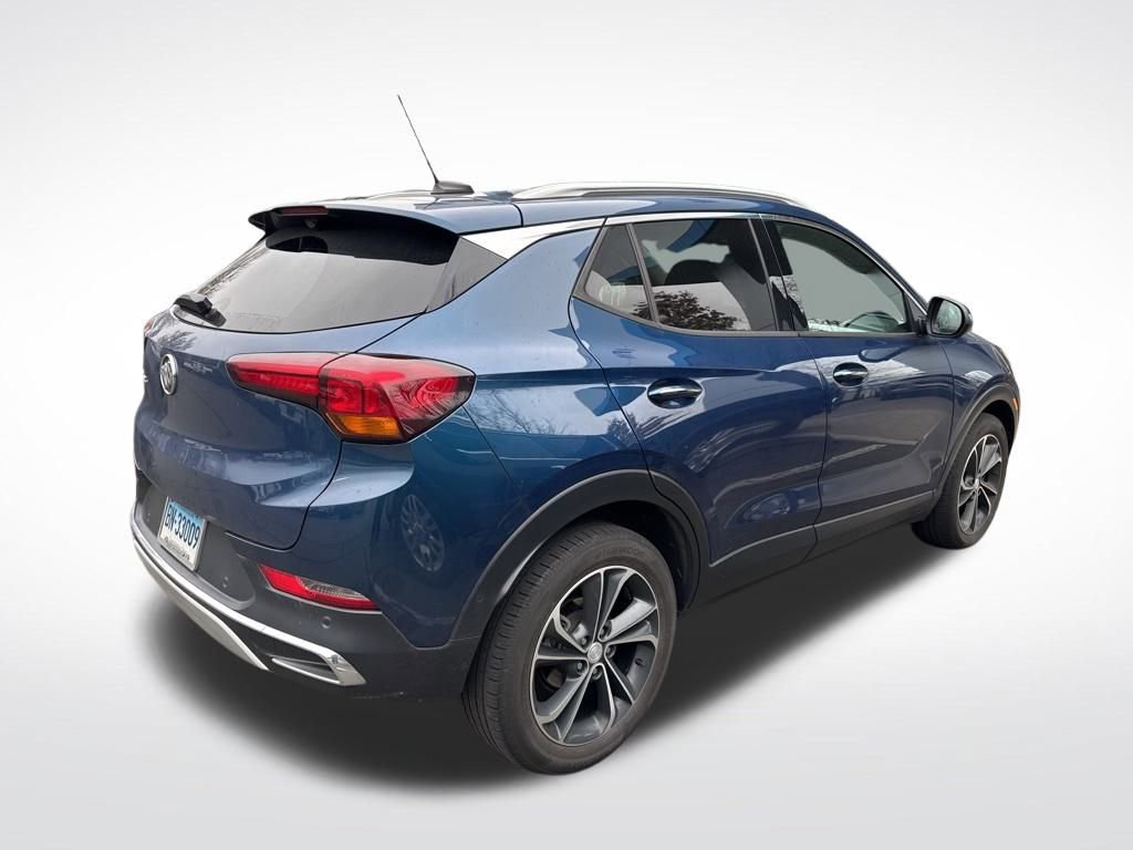 Certified 2020 Buick Encore GX Essence w/ Advanced Technology Package image 3