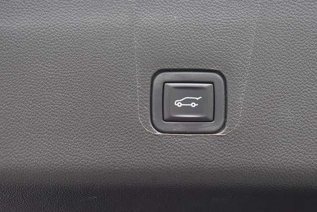 Certified 2023 Chevrolet Traverse Premier w/ Redline Edition image 22