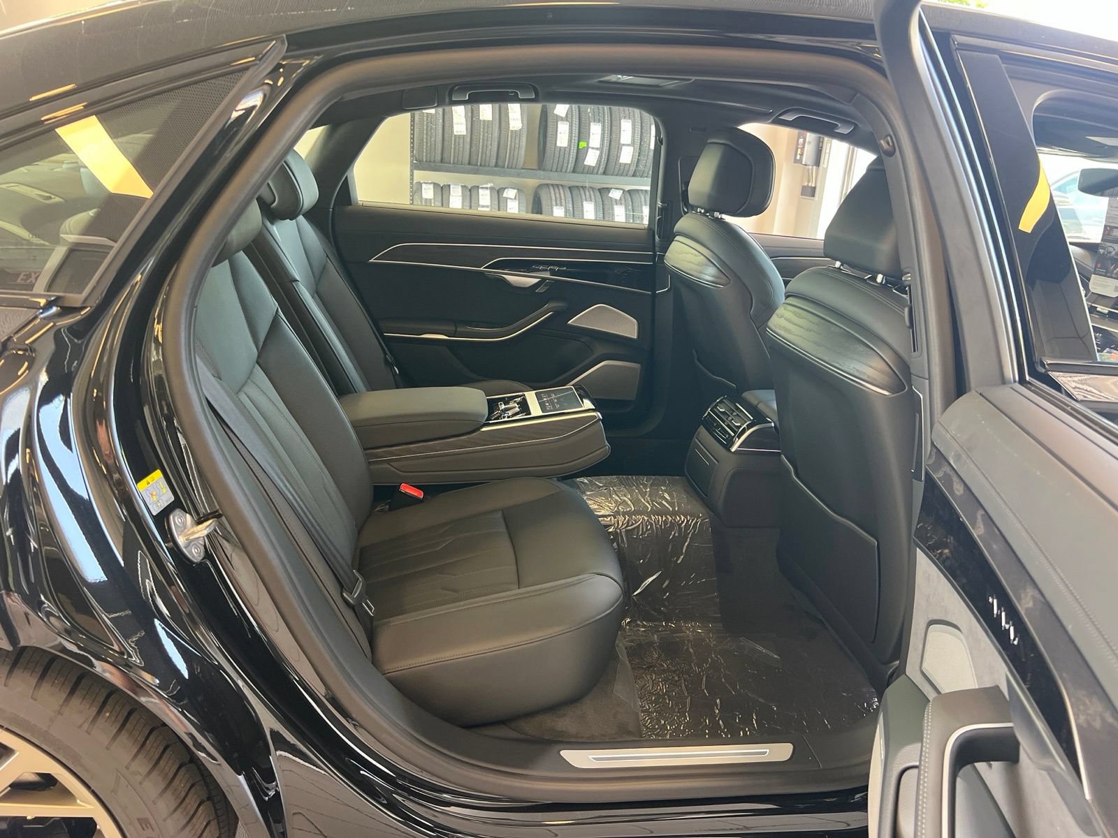 New 2026 Audi A8 L 3.0T AWD/4WD image 40