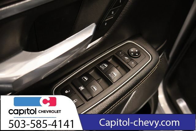 Used 2021 RAM 1500 Laramie w/ Off Road Group AWD/4WD image 12