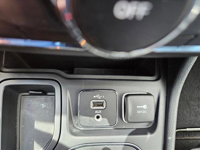 Used 2019 Jeep Cherokee Latitude Plus image 26