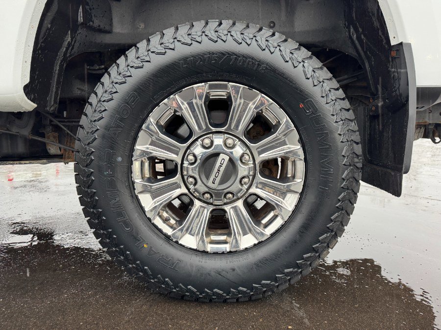 Used 2017 Ford F250 XLT w/ XLT Premium Package image 13