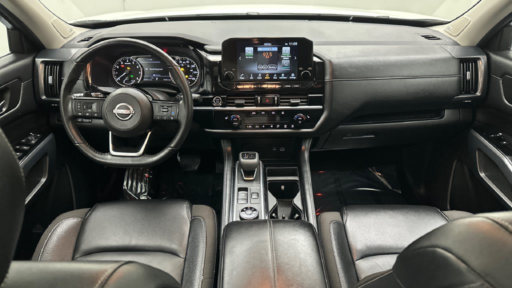 Certified 2023 Nissan Pathfinder SL w/ SL Premium Package AWD/4WD image 26