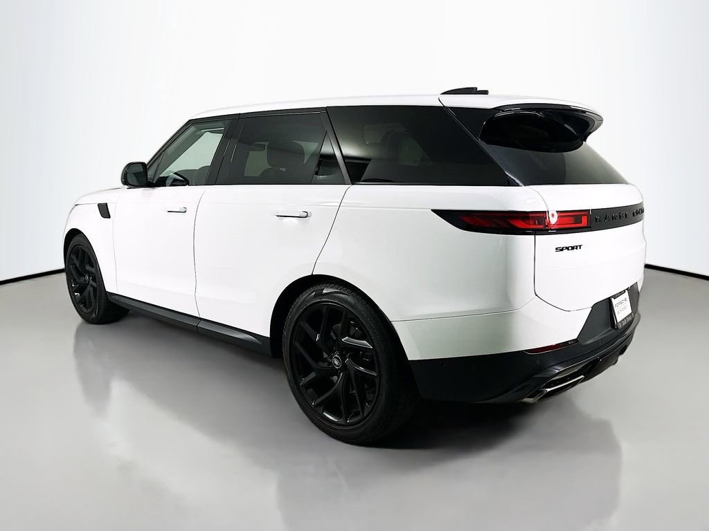 Used 2023 Land Rover Range Rover Sport SE image 3