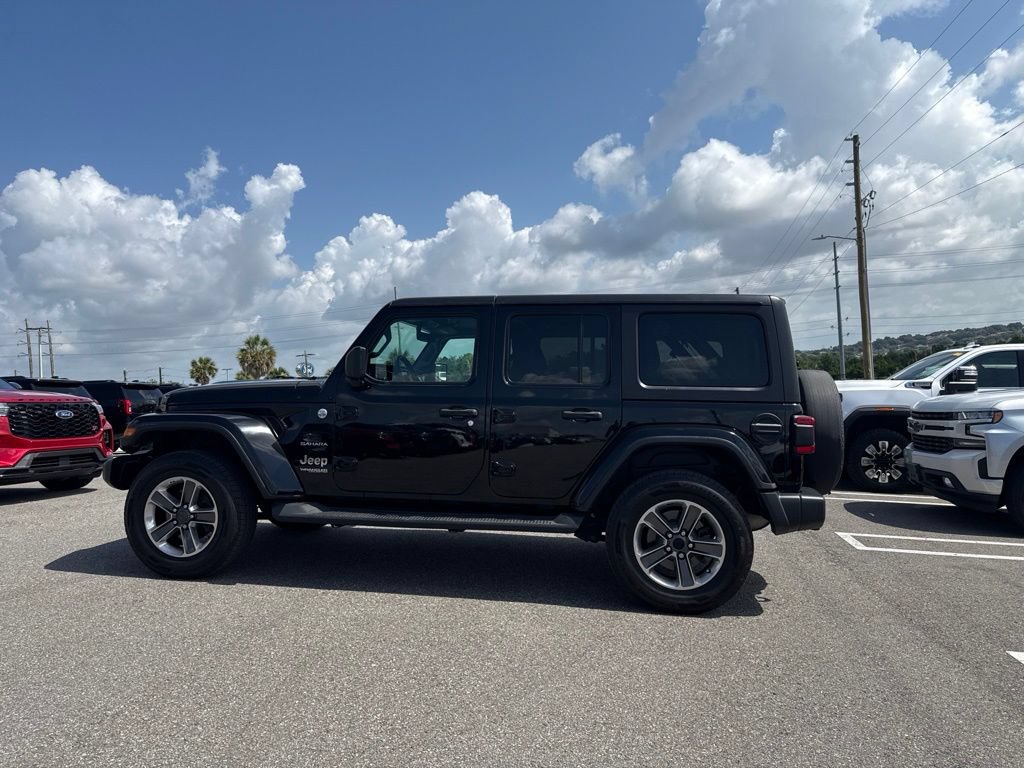 Used 2021 Jeep Wrangler Unlimited Sahara AWD/4WD image 4