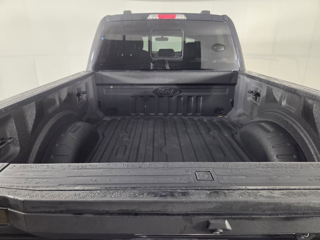 Used 2020 Ford F250 Lariat image 28