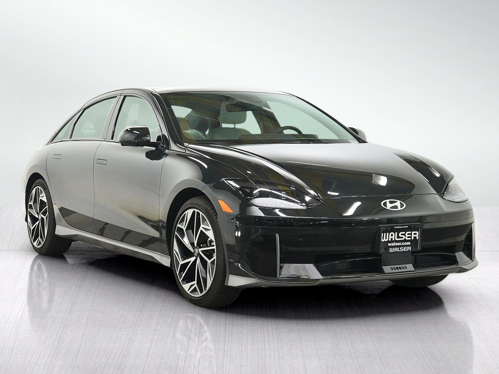 Certified 2023 Hyundai Ioniq 6 Limited AWD/4WD image 7