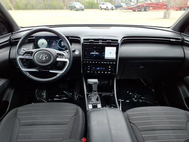 Used 2023 Hyundai Santa Cruz SEL Premium image 4