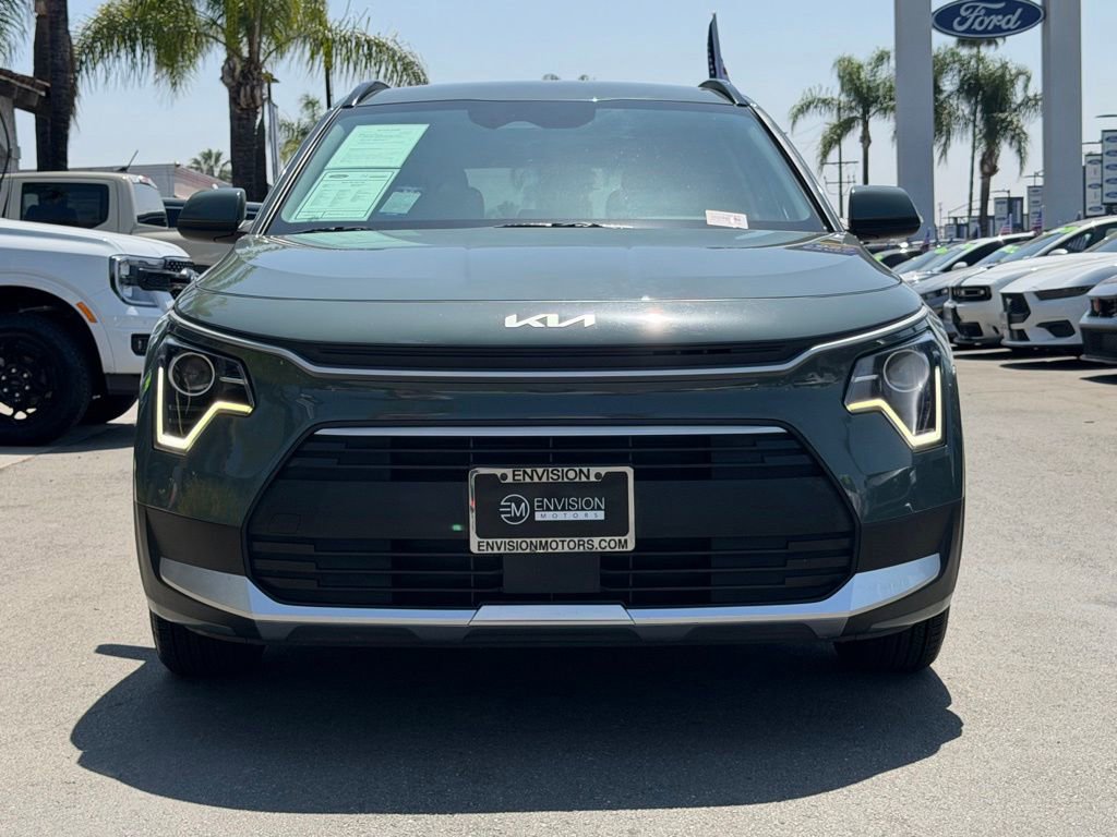 Used 2024 Kia Niro EX FWD image 6