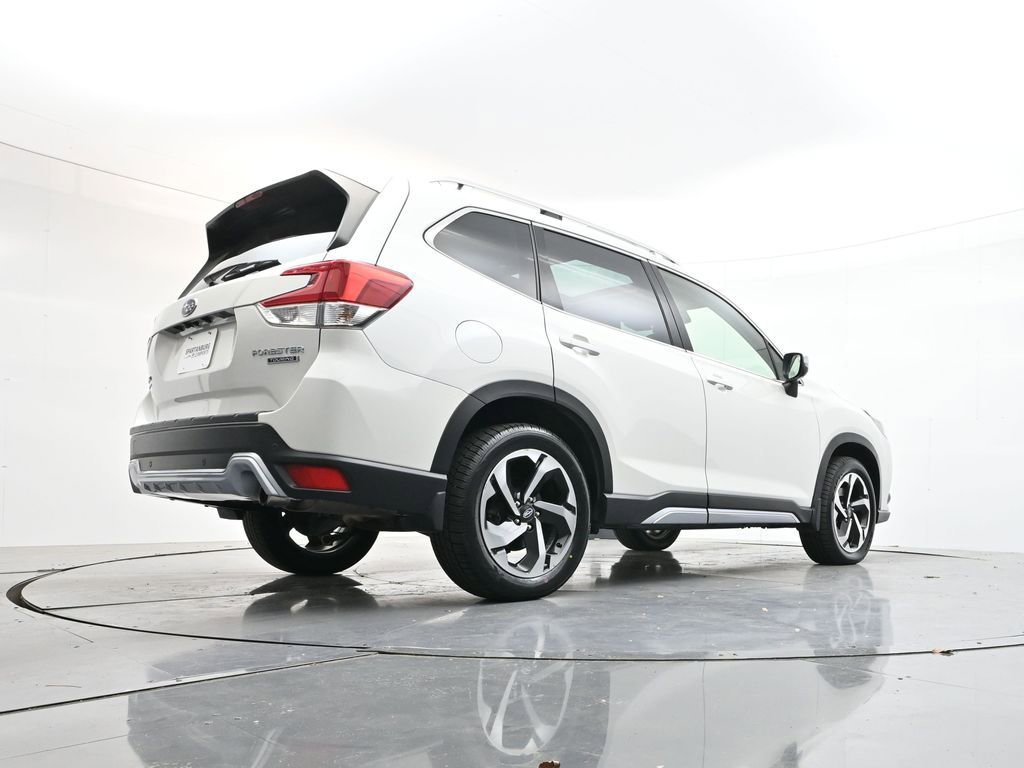Used 2023 Subaru Forester Touring image 37