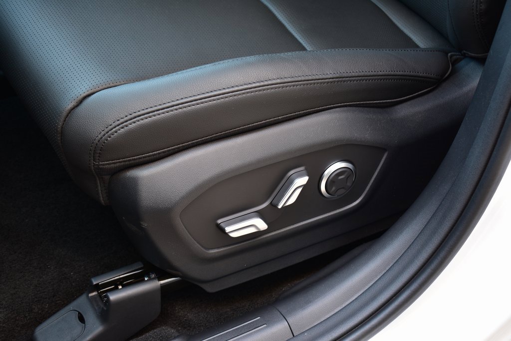 New 2025 Hyundai Santa Fe Limited image 20