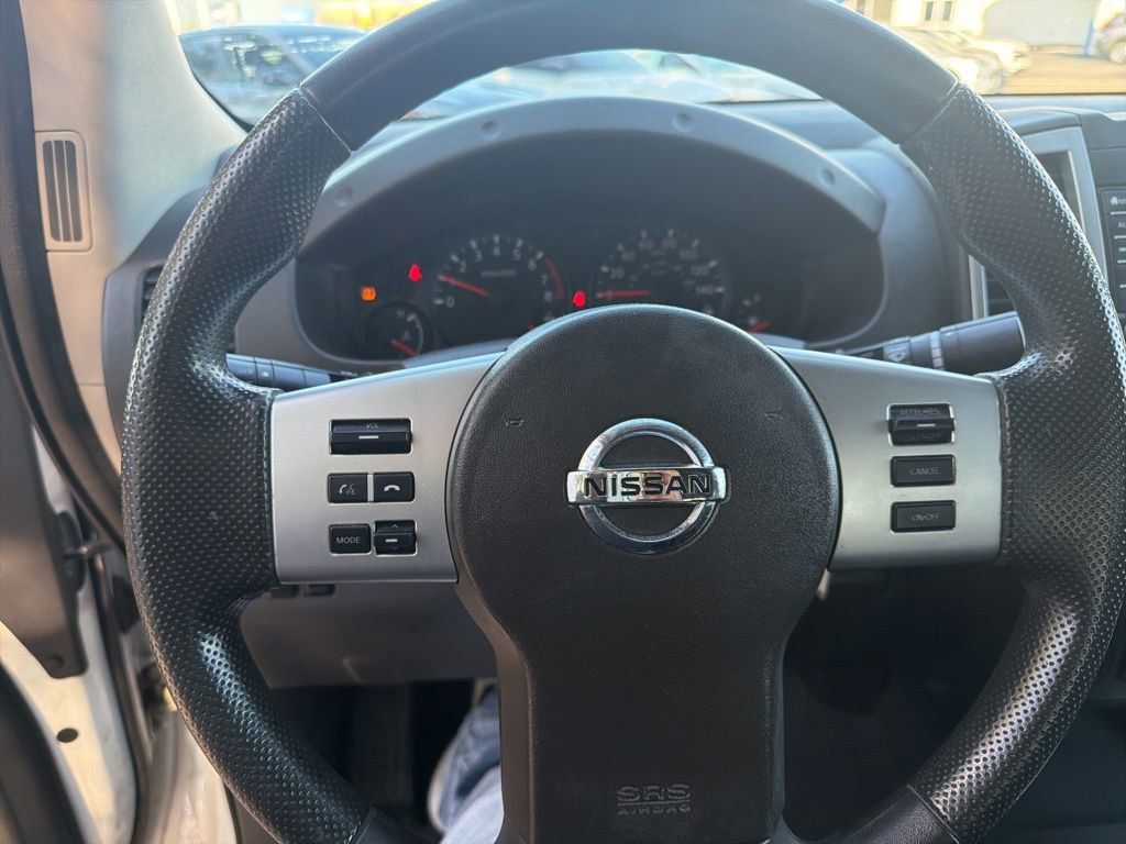 Used 2019 Nissan Frontier SV image 15