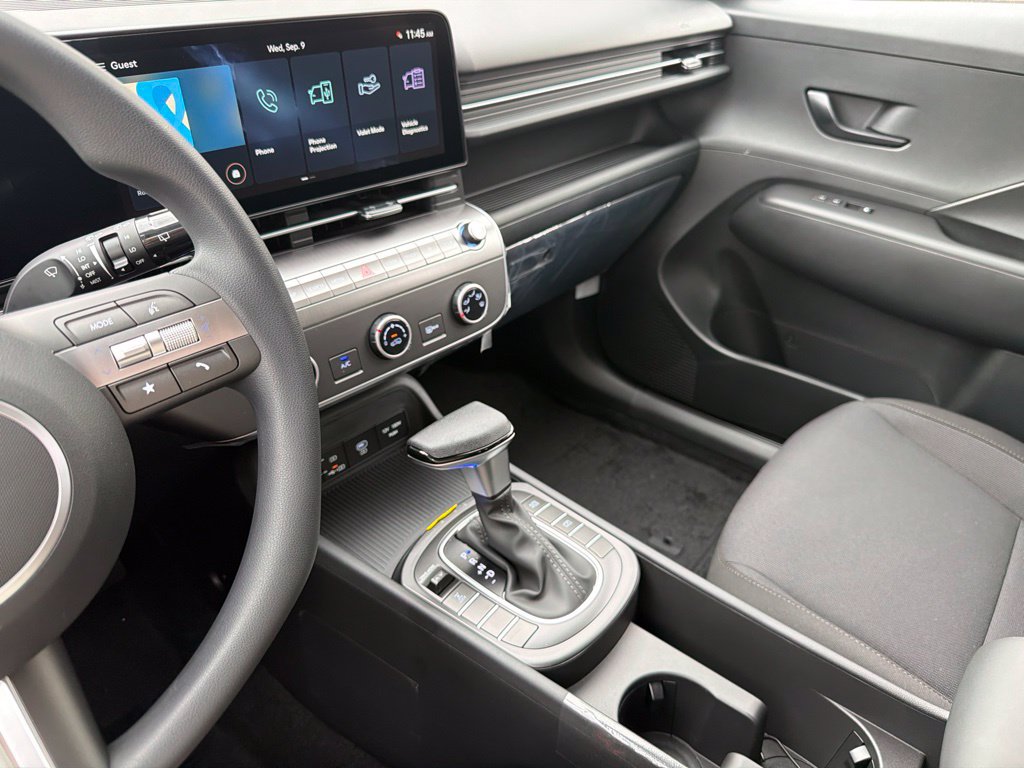 New 2027 Hyundai Kona SE AWD/4WD image 26