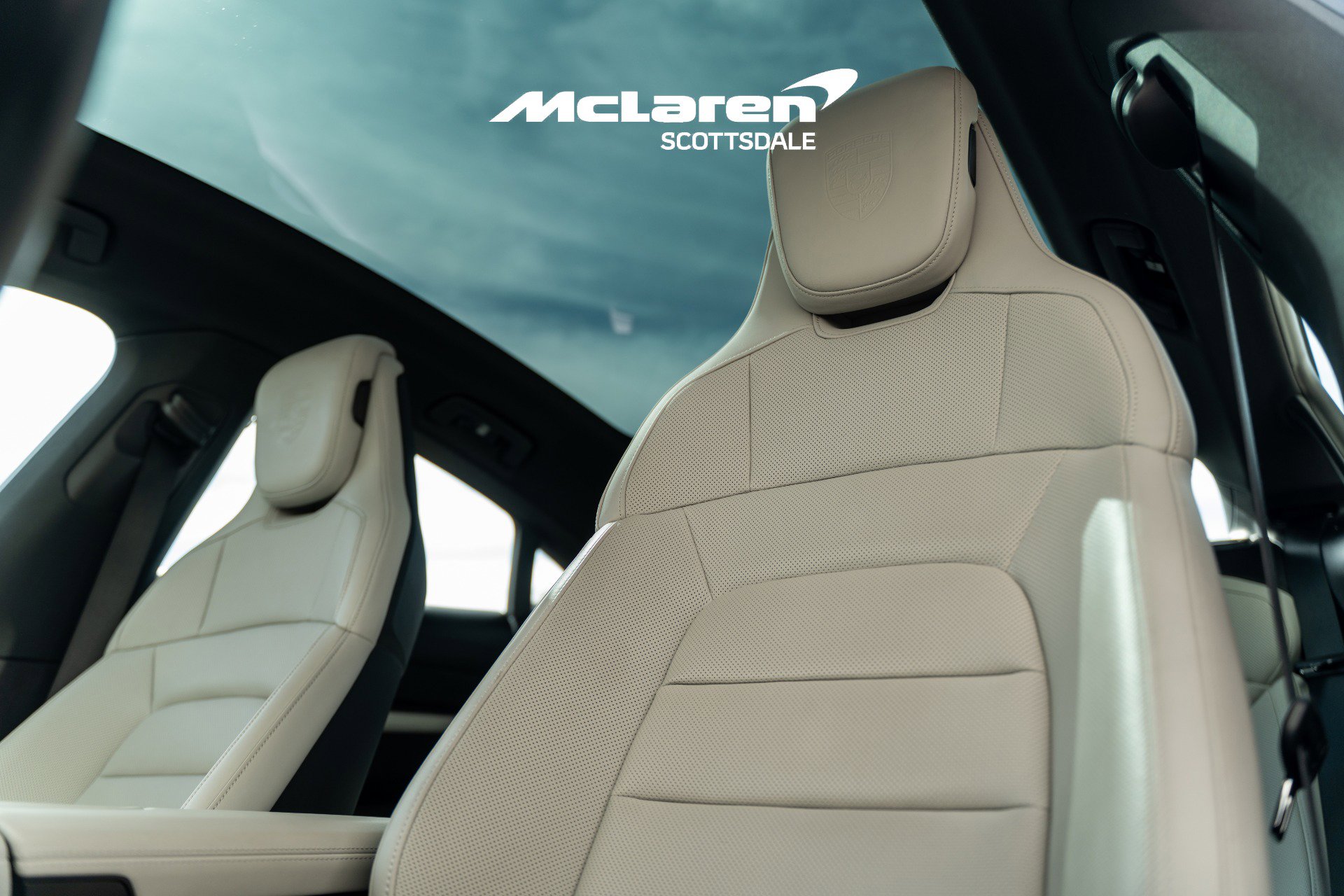 Used 2021 Porsche Taycan image 23