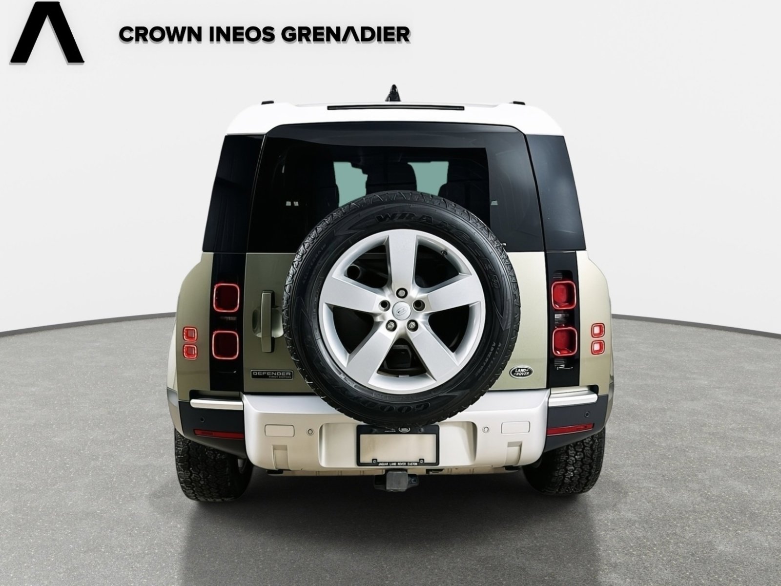 Used 2021 Land Rover Defender 90 First Edition image 35