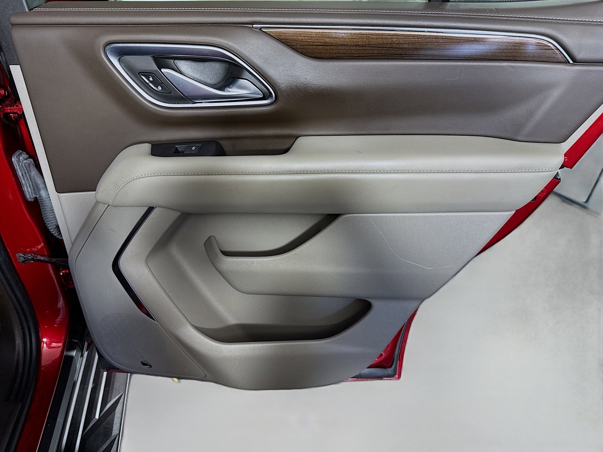 Used 2023 GMC Yukon SLE image 28