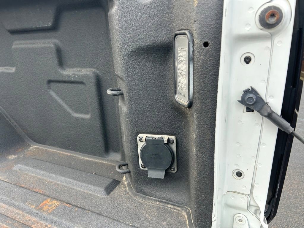 Used 2024 GMC Sierra 3500 Pro image 24