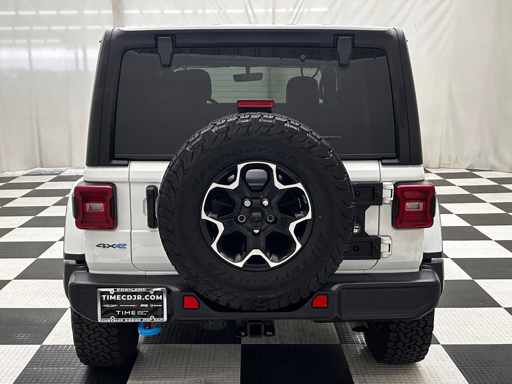 Used 2023 Jeep Wrangler Unlimited Rubicon 4xe w/ Cold Weather Group AWD/4WD image 6