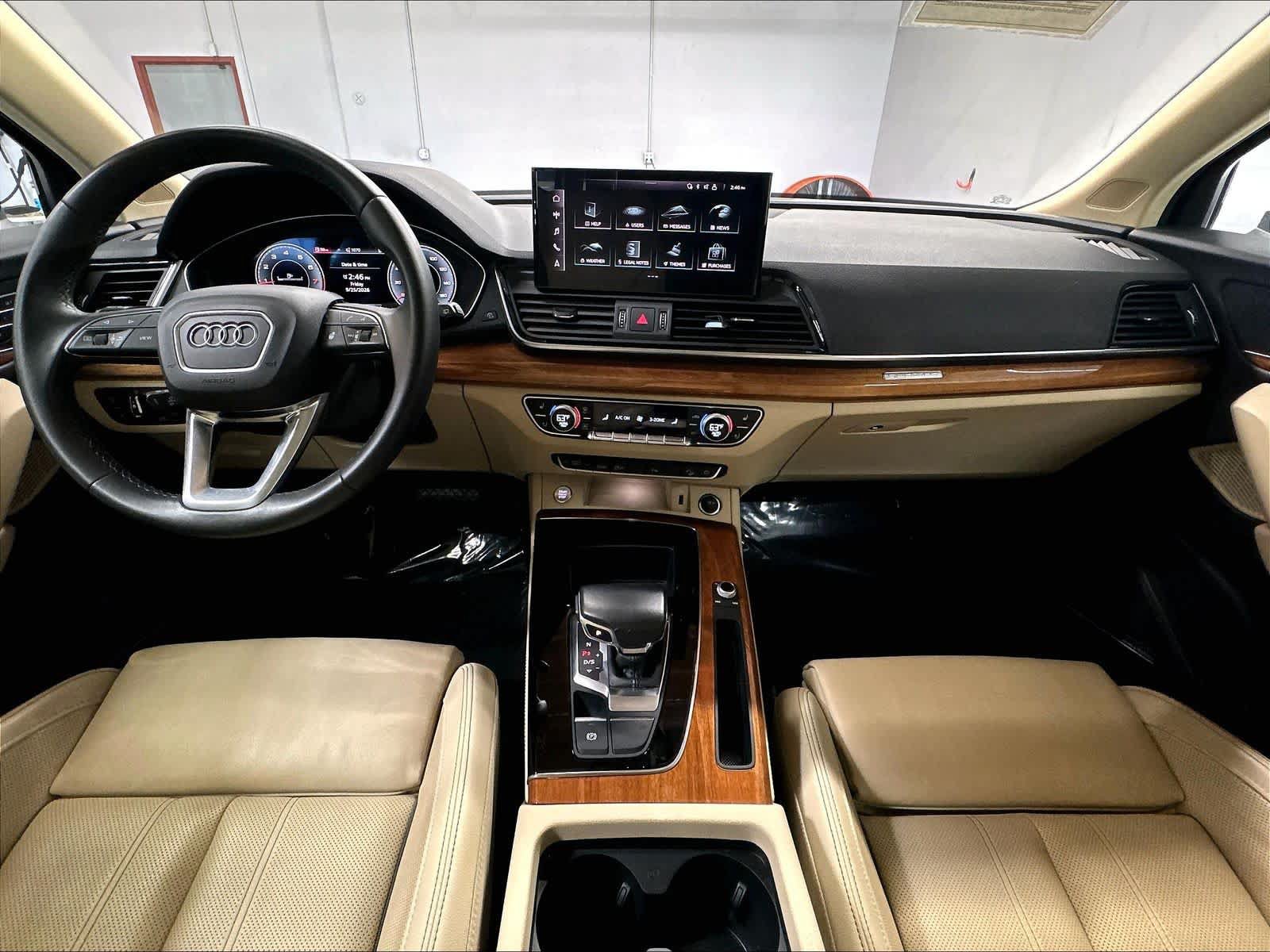 Used 2023 Audi Q5 2.0T Premium Plus w/ Premium Plus Package AWD/4WD image 17
