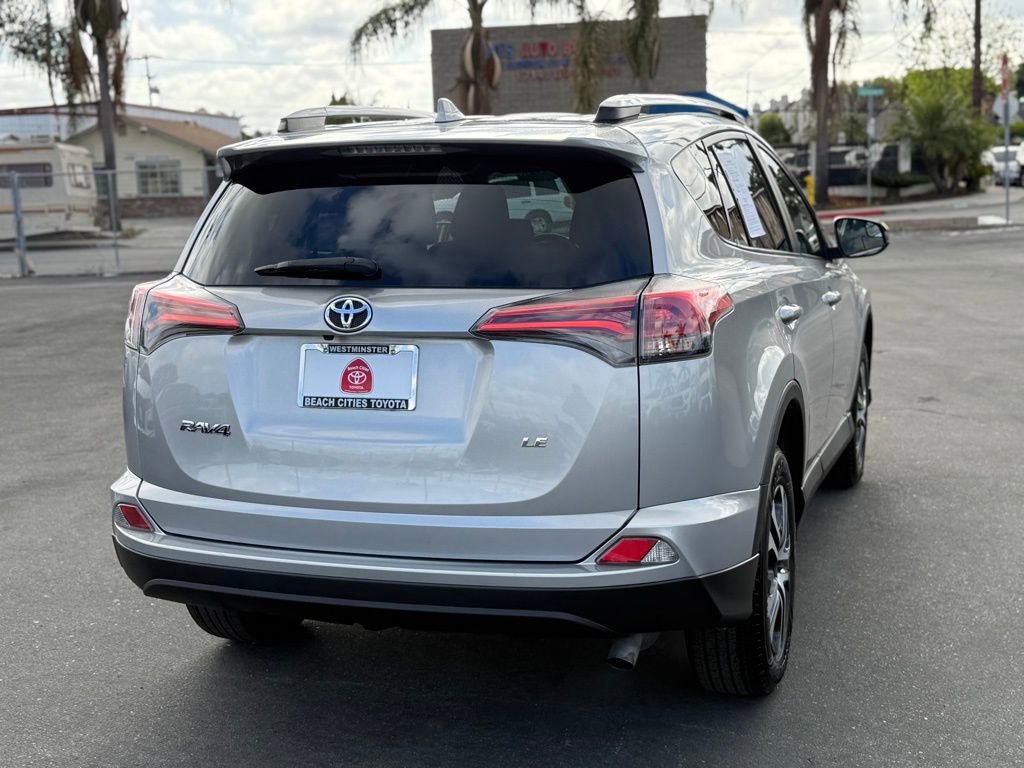 Used 2016 Toyota RAV4 LE FWD image 11