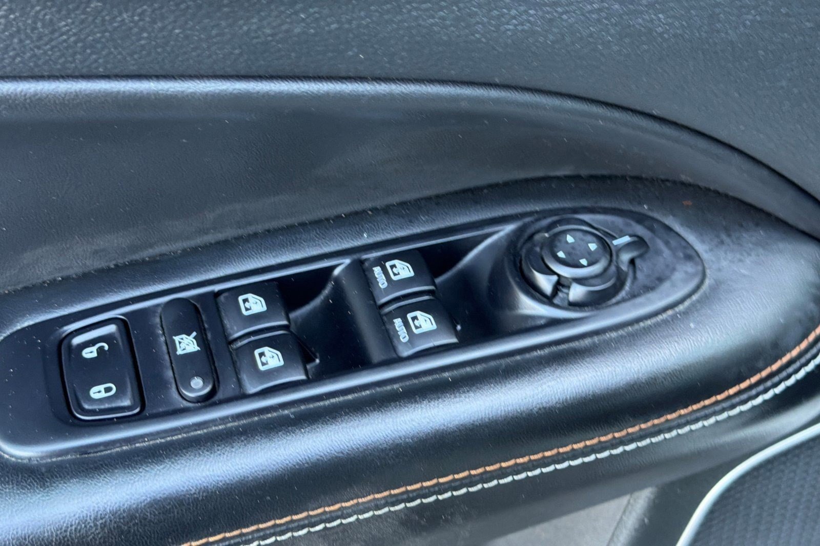 Used 2020 Jeep Compass Latitude image 13