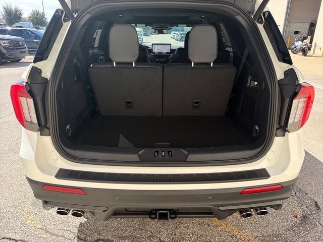 New 2027 Ford Explorer ST w/ Sun And Sound Package AWD/4WD image 8