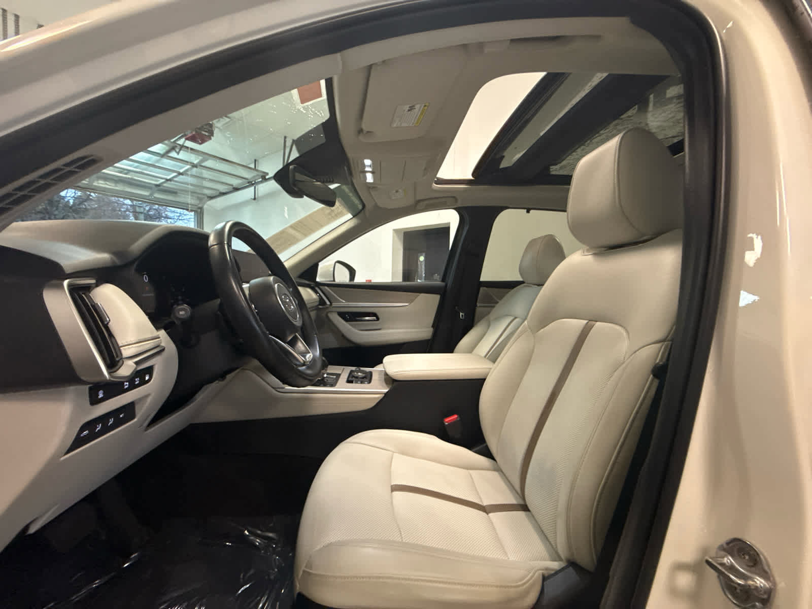 Certified 2024 MAZDA CX-90 Plug-In Hybrid w/ Premium Plus image 20