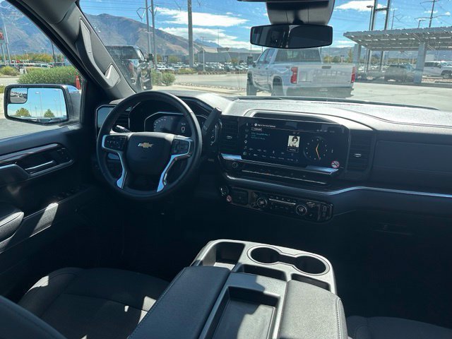 Certified 2026 Chevrolet Silverado 1500 LT AWD/4WD image 30
