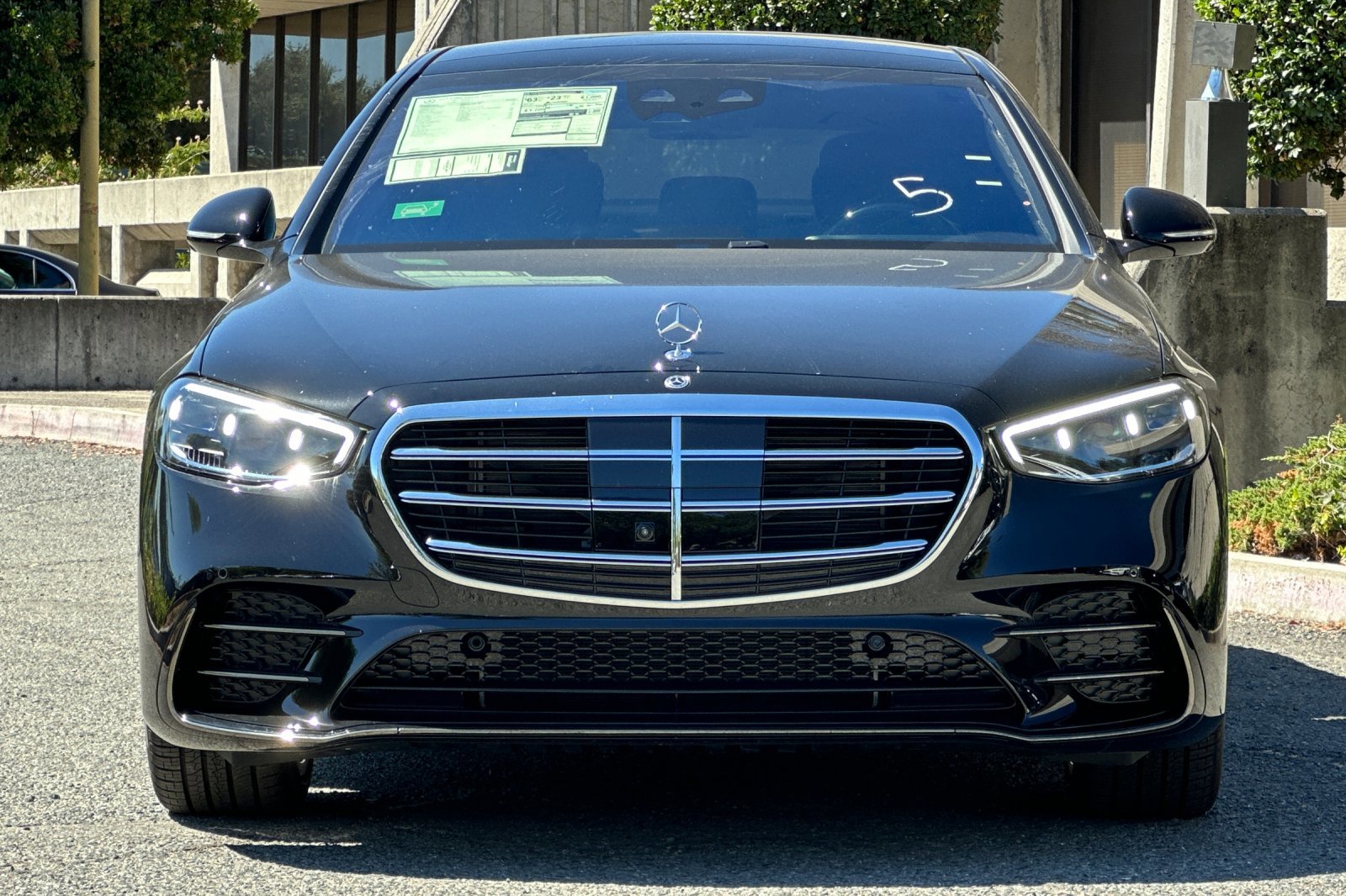 New 2025 Mercedes-Benz S 580e 4MATIC Sedan image 7