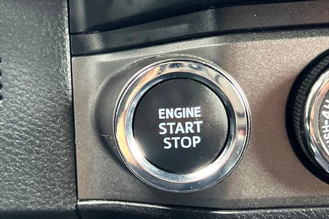 Certified 2023 Toyota Tacoma TRD Off-Road AWD/4WD image 22