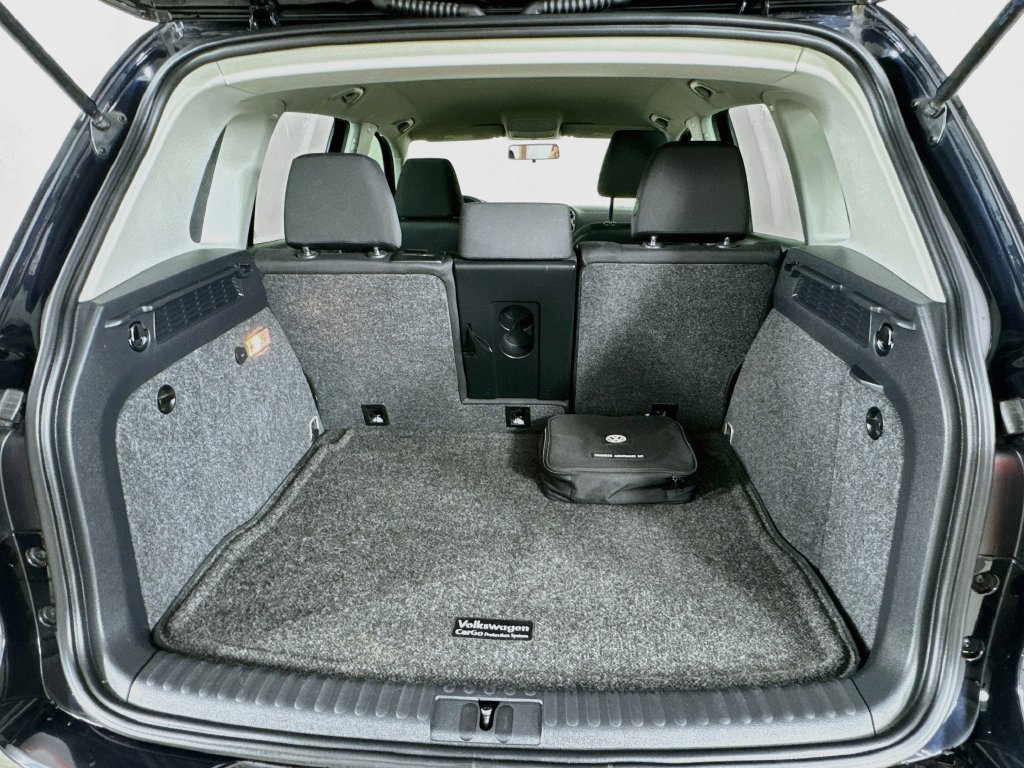 Used 2017 Volkswagen Tiguan S FWD image 30