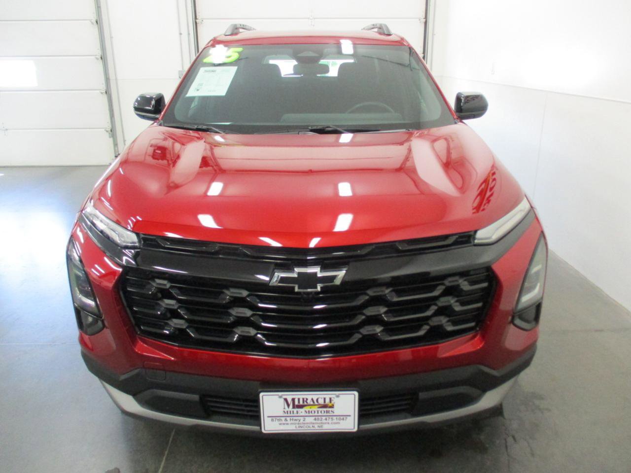 Used 2025 Chevrolet Equinox LT w/ Midnight Edition image 8