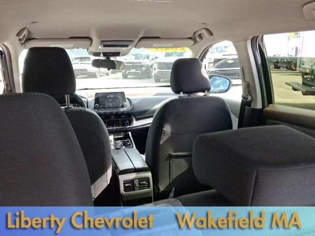 Used 2023 Nissan Rogue SV AWD/4WD image 11