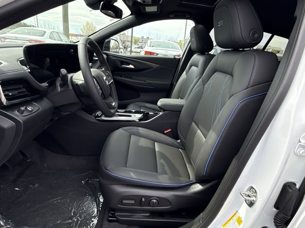 New 2026 Buick Envista Sport Touring w/ Convenience I Package FWD image 13