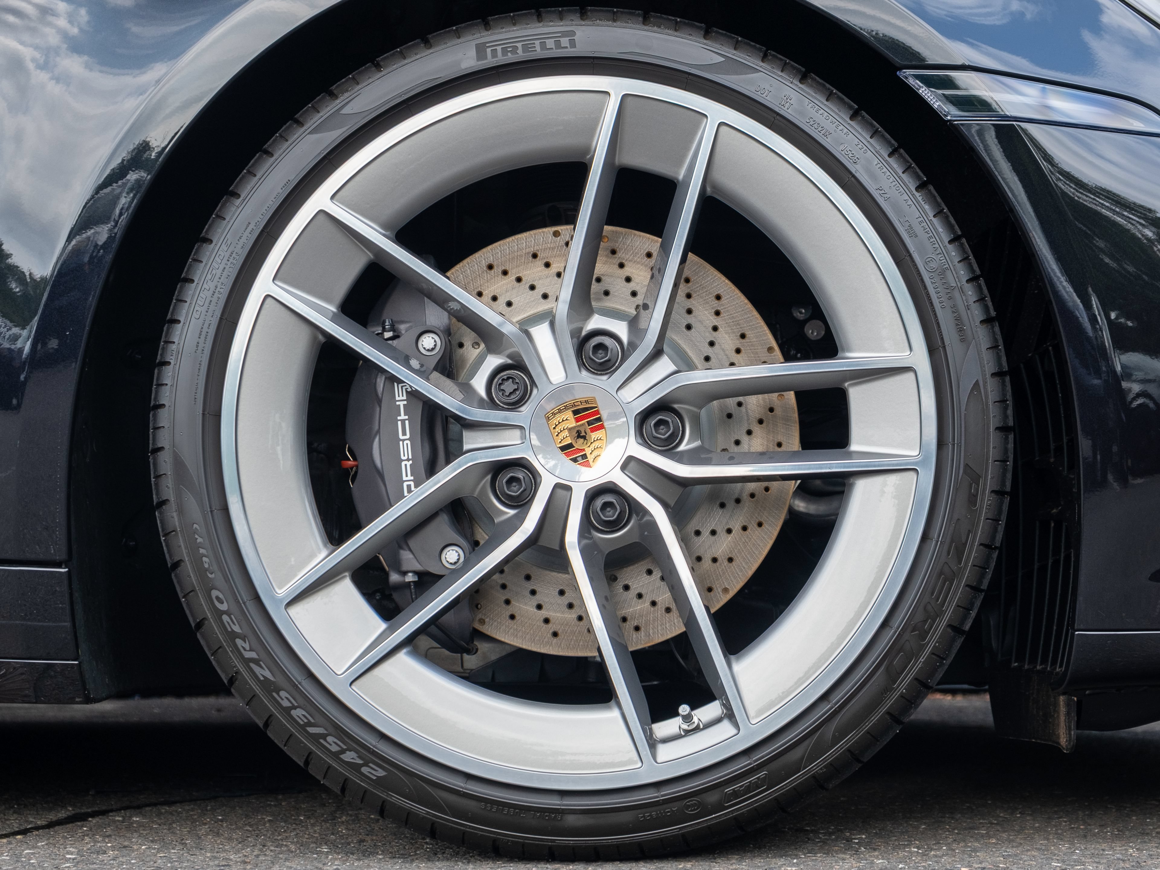 New 2026 Porsche 911 Carrera T RWD image 15