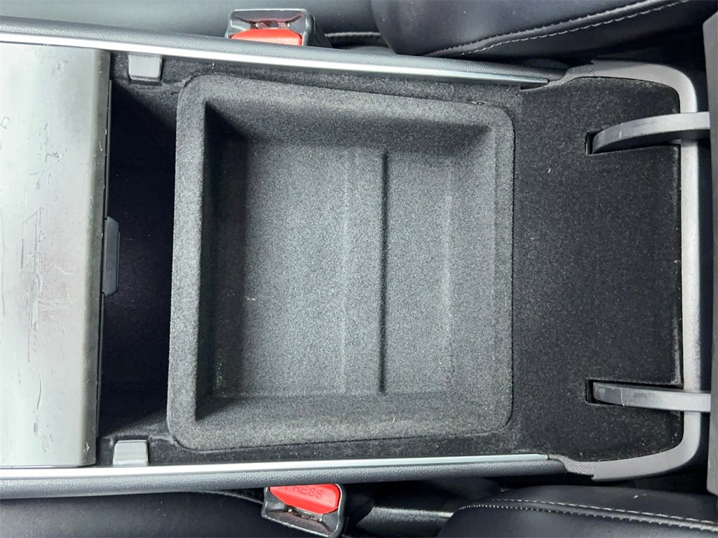 Used 2021 Tesla Model Y Long Range image 35