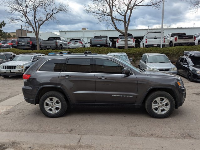 Used 2015 Jeep Grand Cherokee Laredo w/ Quick Order Package 23E image 4