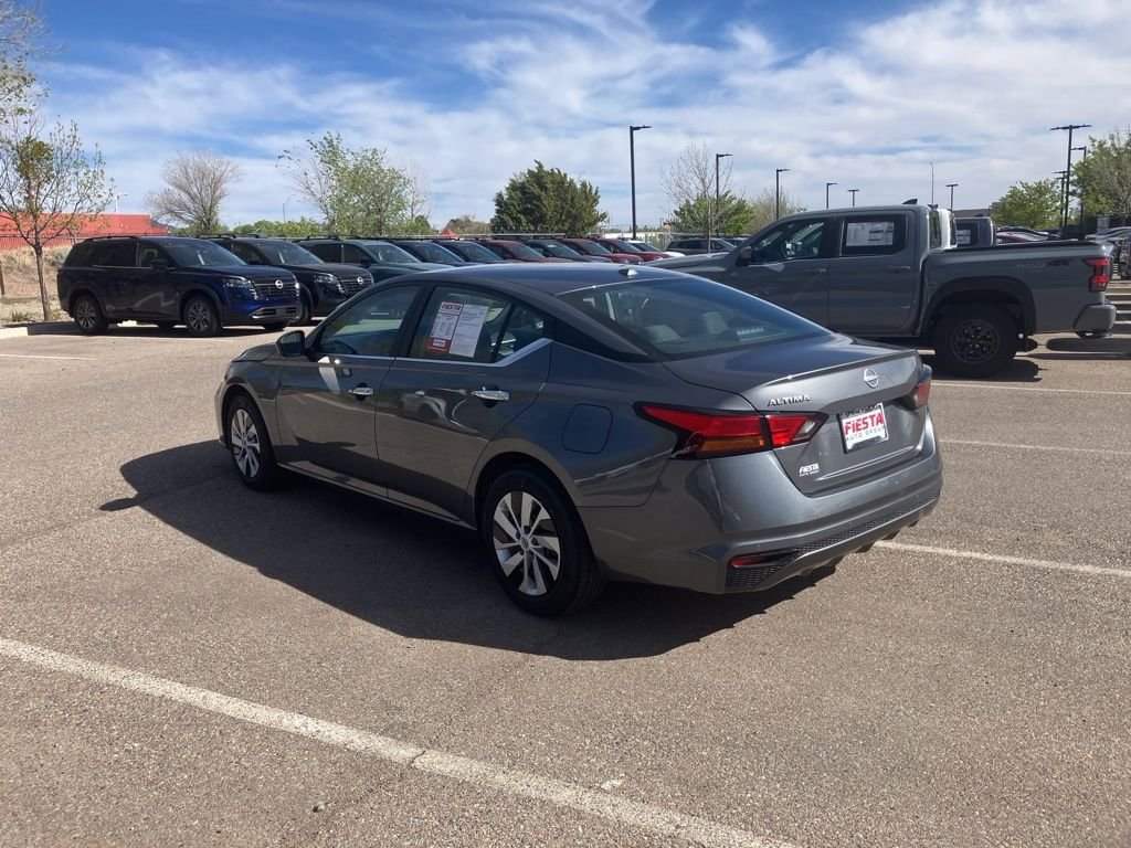 Used 2025 Nissan Altima 2.5 S FWD image 7