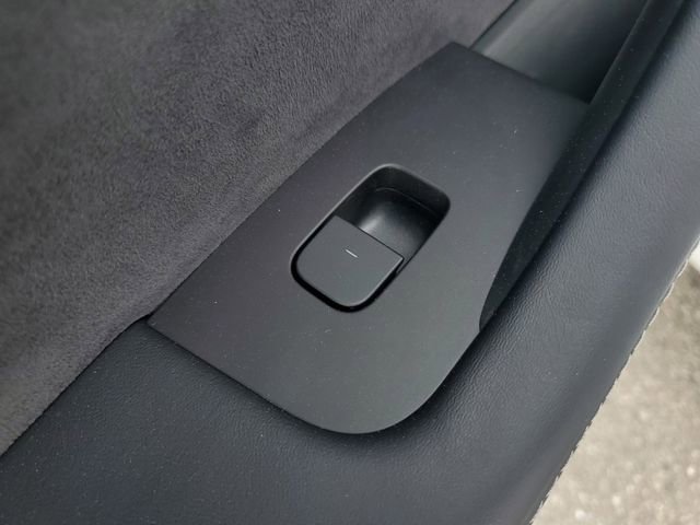 Used 2021 Tesla Model 3 Standard Range Plus image 15