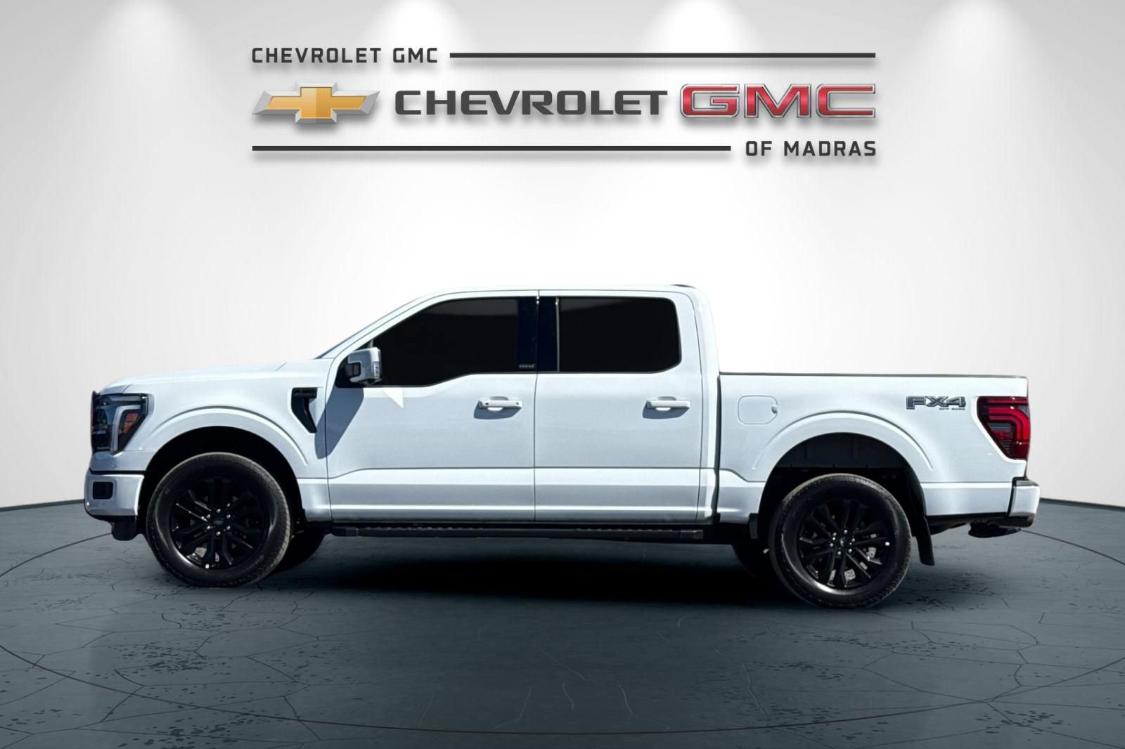 Used 2025 Ford F150 Lariat w/ Equipment Group 501A Mid AWD/4WD image 6