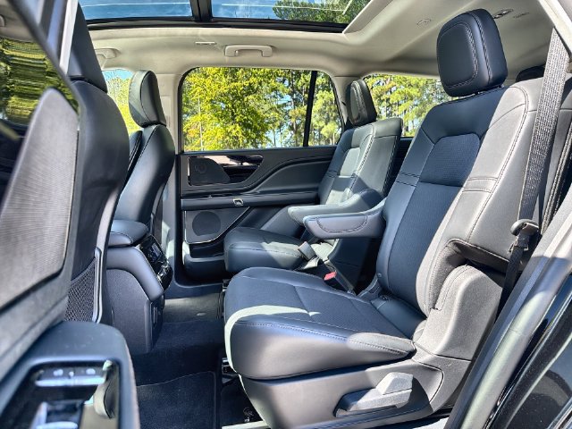 New 2026 Lincoln Aviator 2WD image 23
