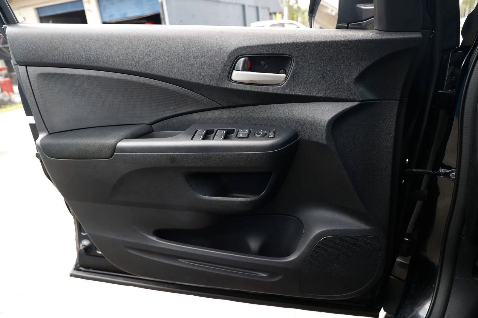 Used 2013 Honda CR-V LX image 36