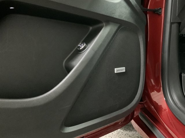 Used 2023 Chevrolet Traverse High Country image 18