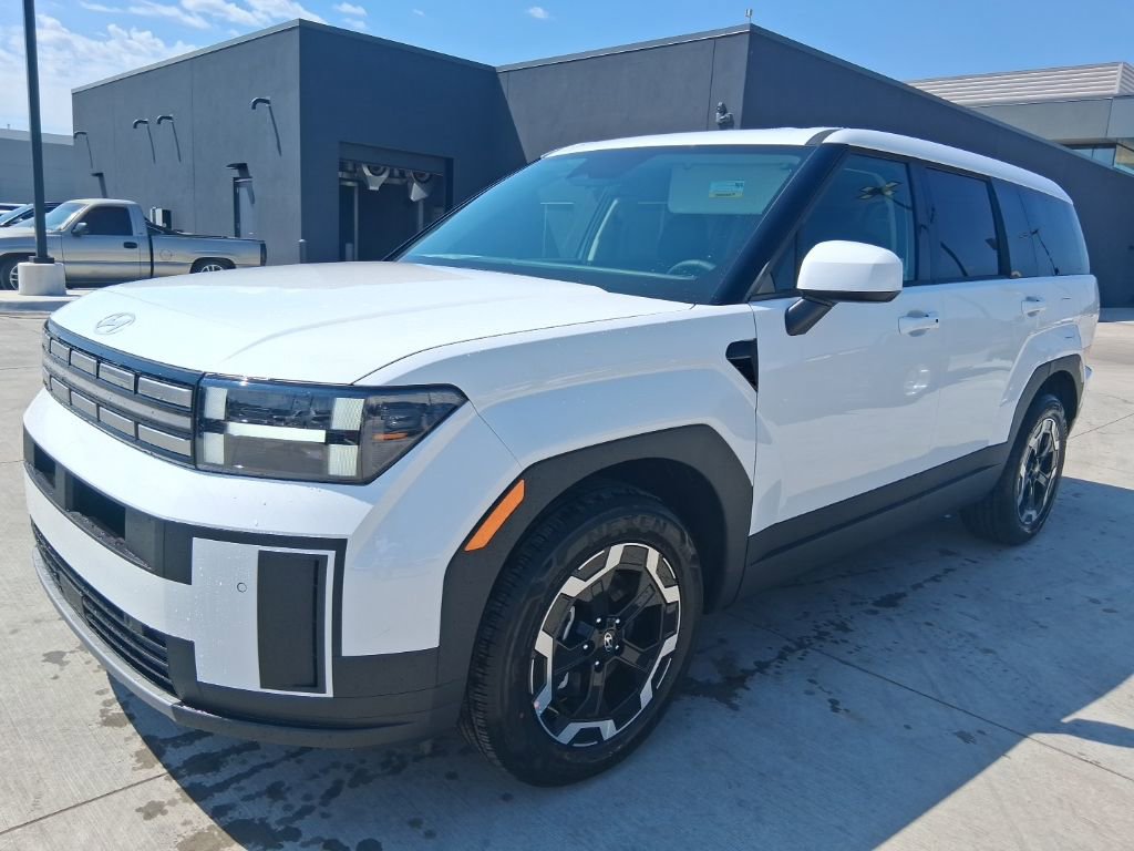 New 2026 Hyundai Santa Fe SE image 1