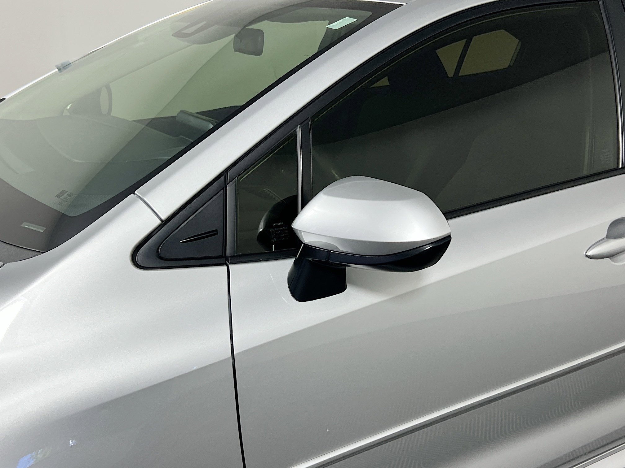 Used 2022 Toyota Corolla LE FWD image 12