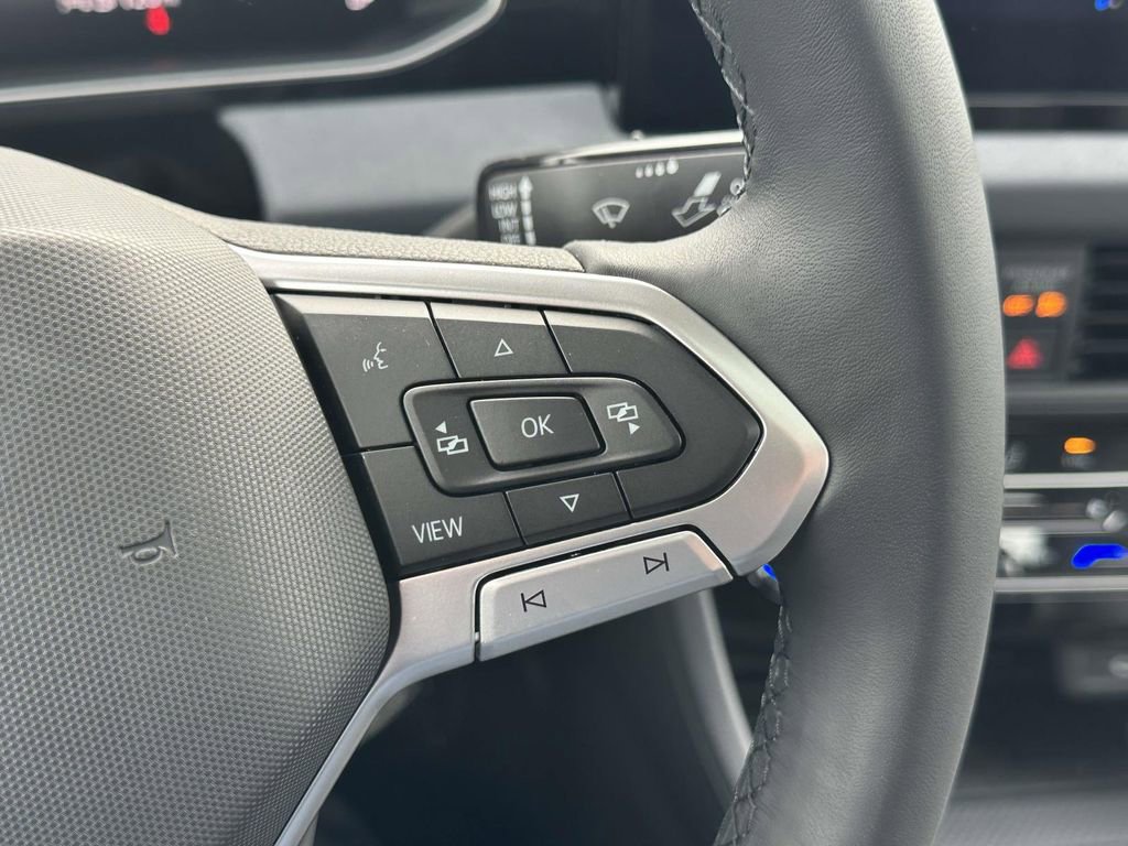 New 2026 Volkswagen Jetta SE image 18