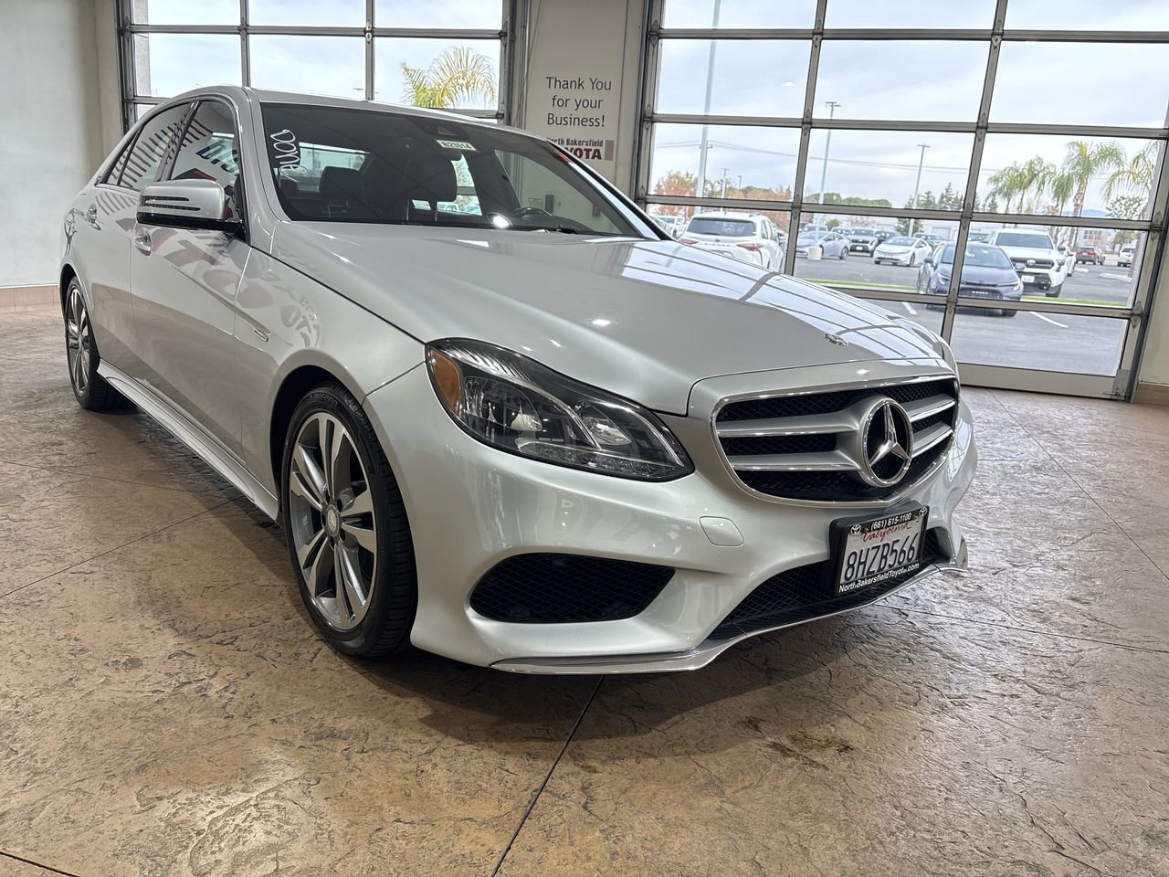 Used 2016 Mercedes-Benz E 350 Sedan image 4
