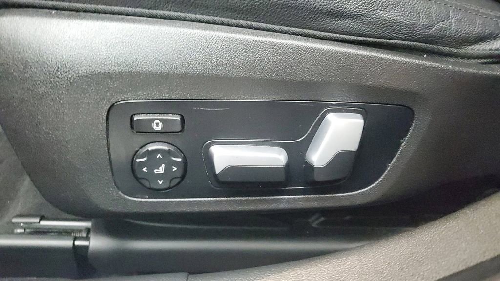 Used 2021 BMW M340i xDrive w/ Premium Package image 23