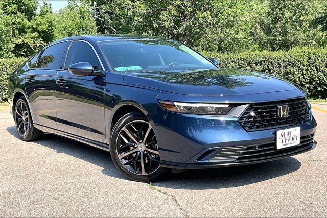 Used 2023 Honda Accord EX-L image 3