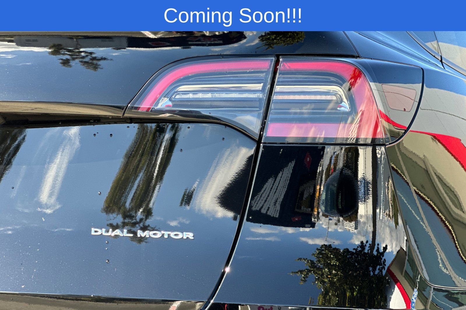 Used 2025 Tesla Model Y Long Range image 28